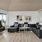 Djuna - 550m From The Sea By Interhome *