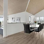 Djuna - 550m From The Sea By Interhome
