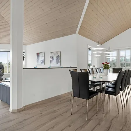Djuna - 550m From The Sea By Interhome